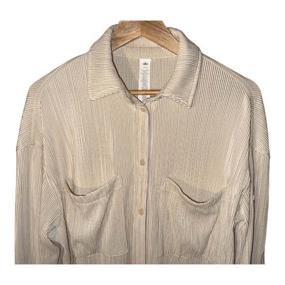 ALO Cream Micro Plisse Shirt Dress Pleated S - Picture 5 of 7